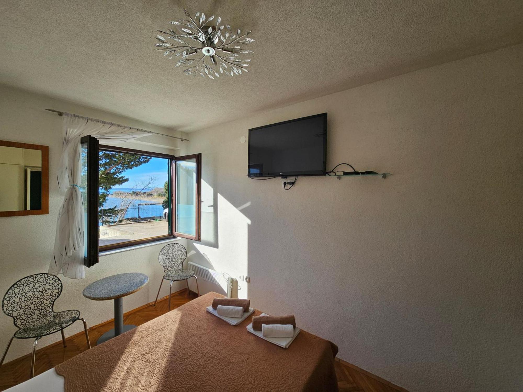 Morska Postelja - Sea Bed Apartment Omis Exterior photo