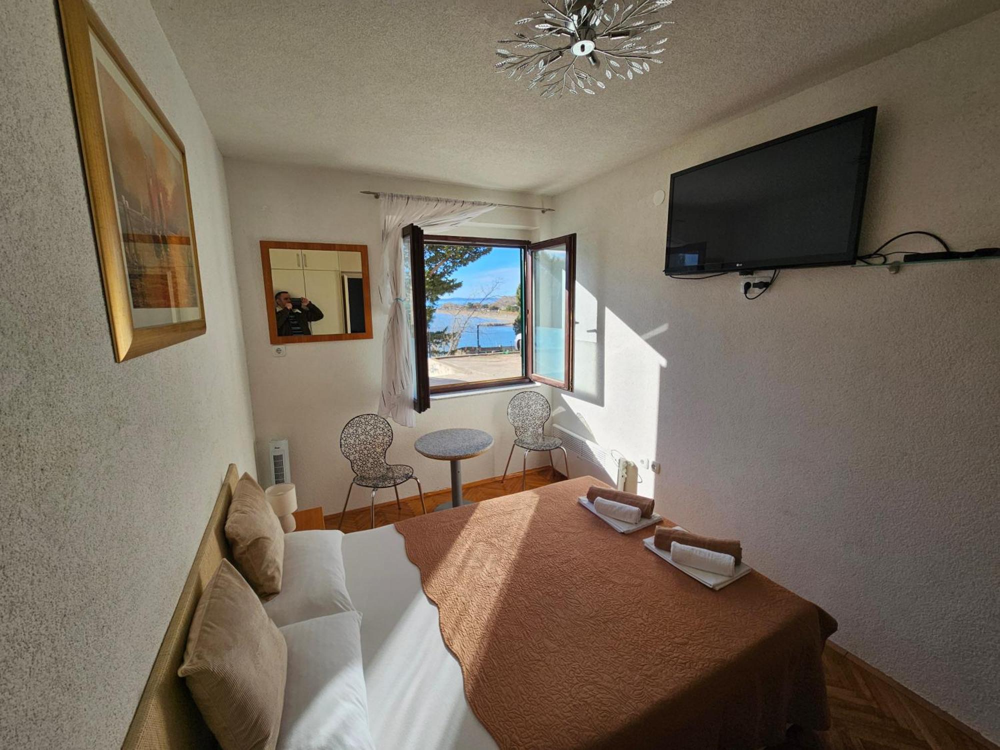 Morska Postelja - Sea Bed Apartment Omis Exterior photo